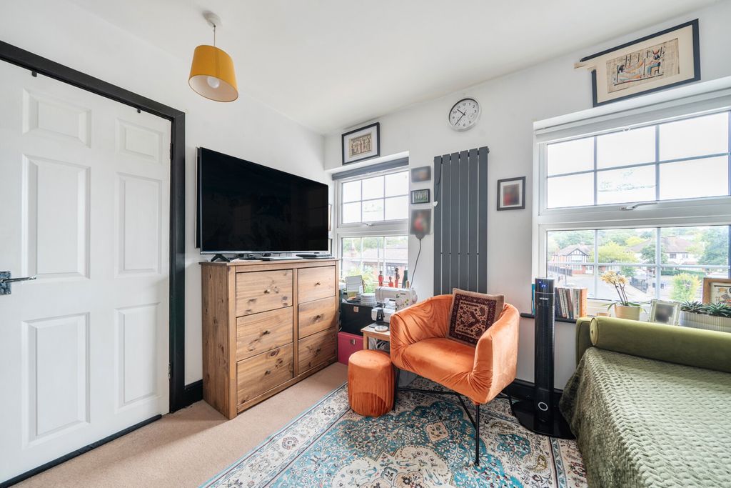 Property photo 3 of 18 1335295-6-68947Ca...