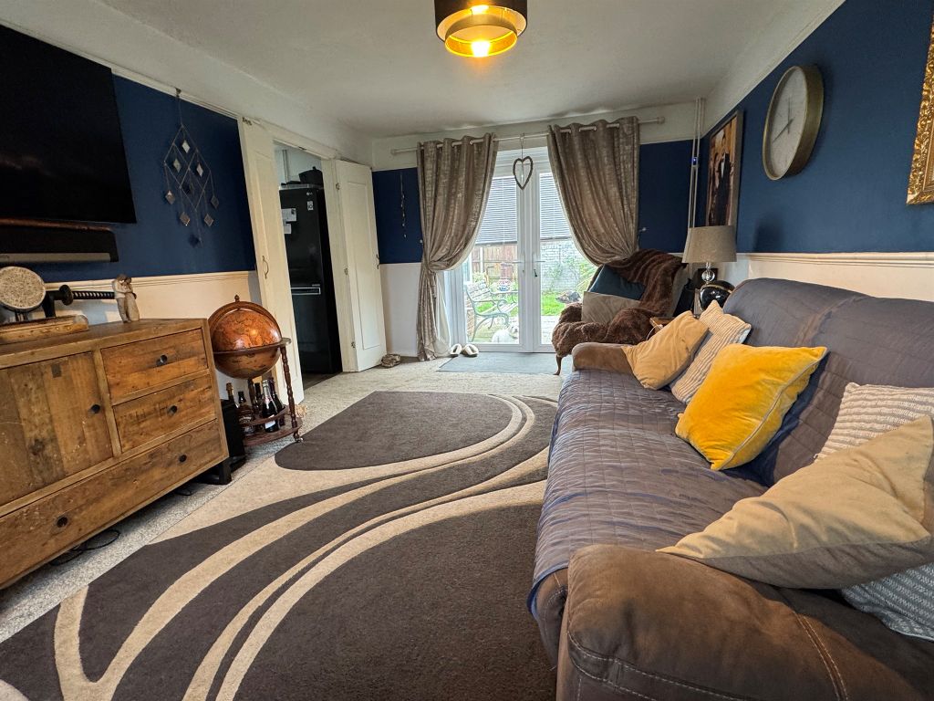 Property photo 3 of 19