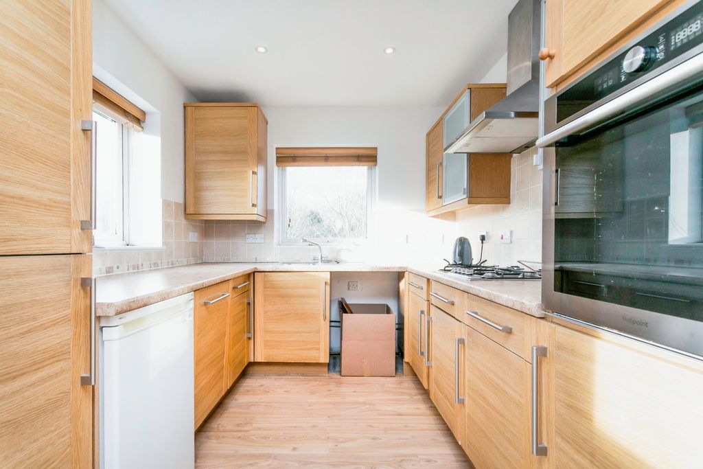 Property photo 3 of 12 Photography