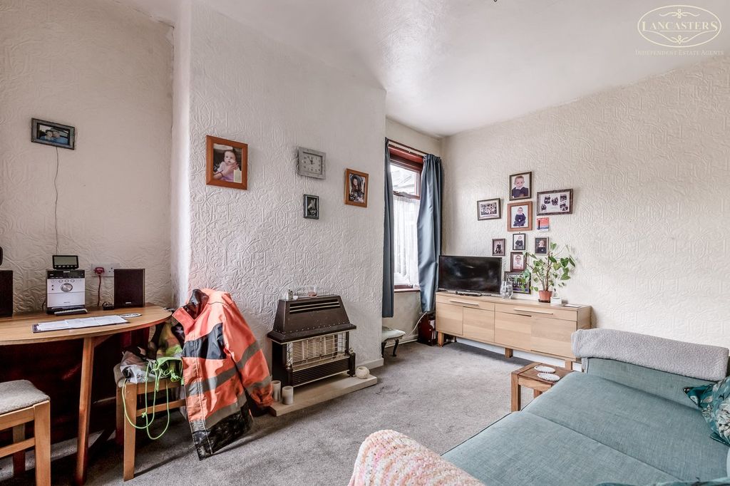 Property photo 3 of 10 Reception Room 2