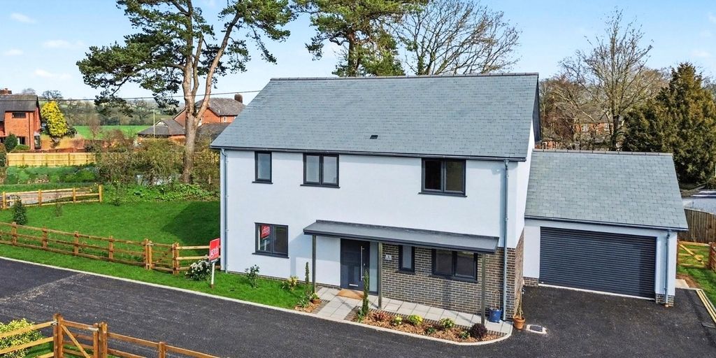 Property photo 1 of 18 1 Ranelagh Grove