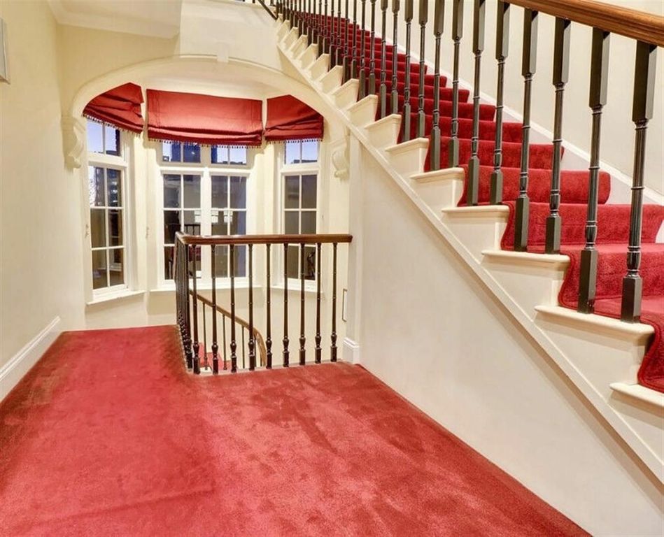 Property photo 3 of 6