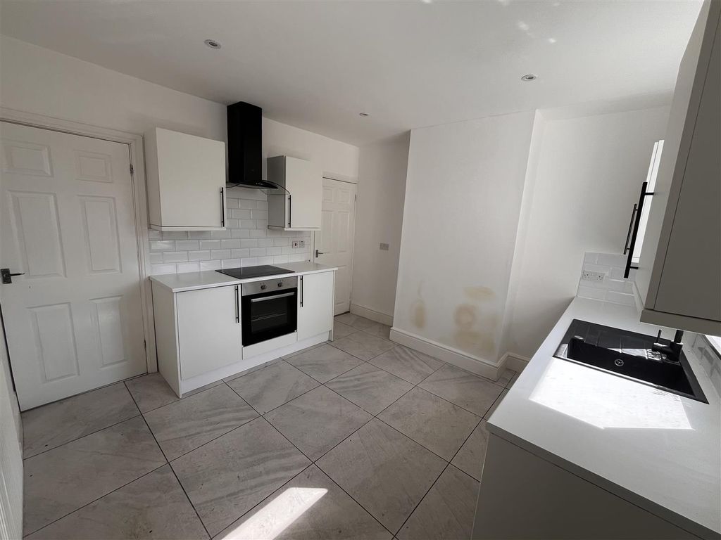 Property photo 3 of 13 Img_7854.Jpg