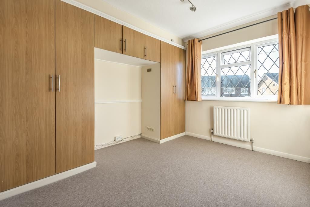 Property photo 3 of 10 Master Bedroom