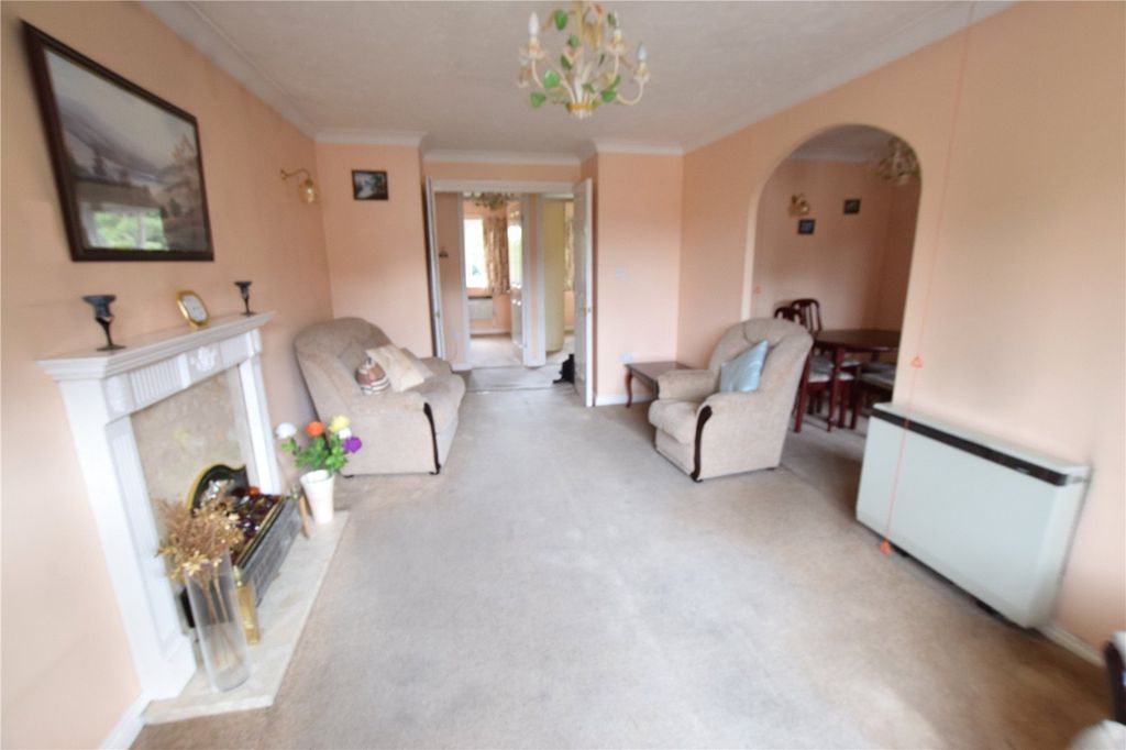 Property photo 3 of 8 Picture No. 04