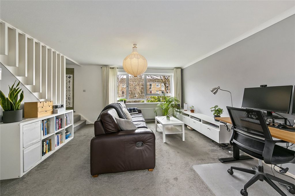 Property photo 2 of 13 Picture No. 02