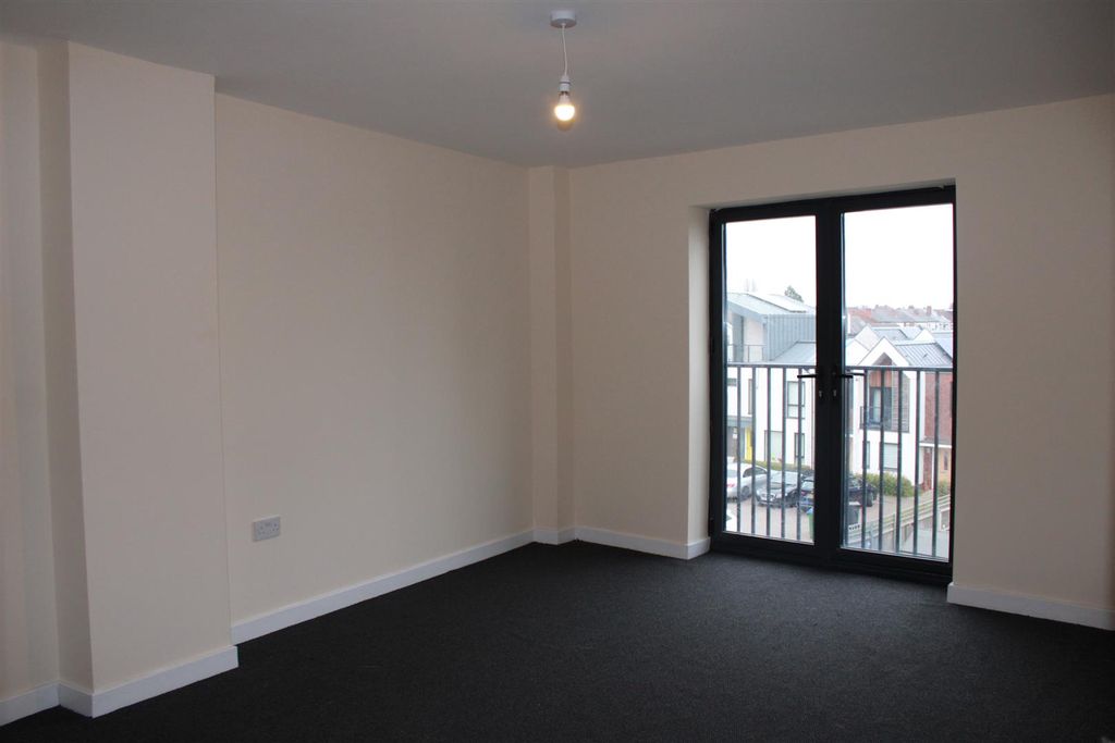 Property photo 2 of 8 Img_5991.Jpg