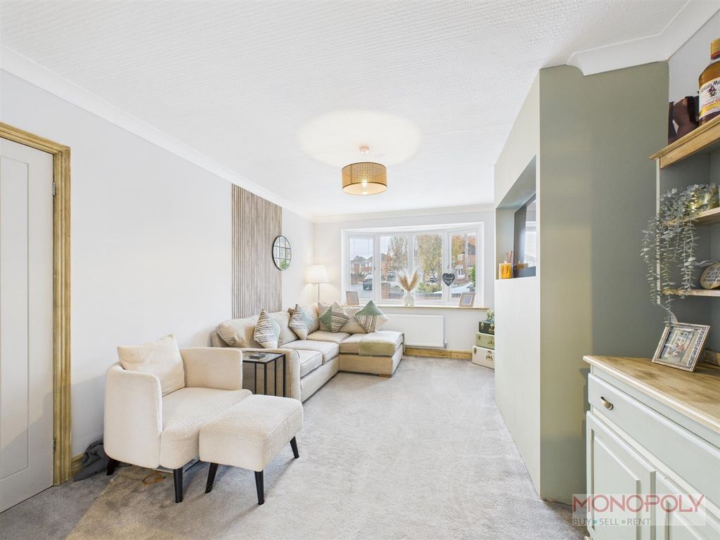 Property photo 3 of 23 Cam04439G0-Pr0172-Still001.Jpg