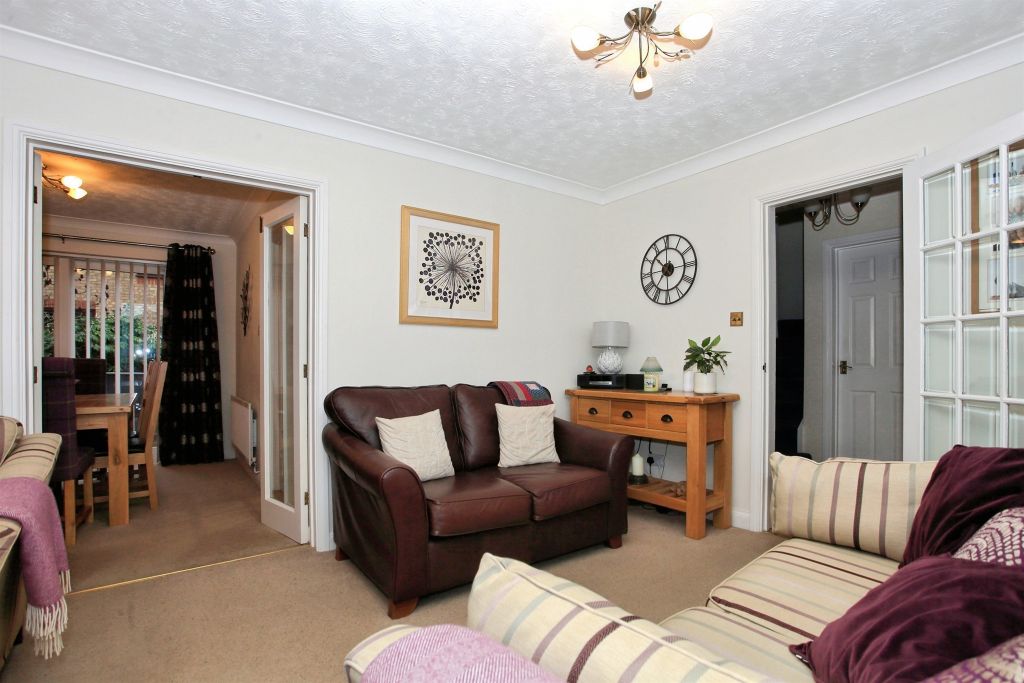 Property photo 3 of 18