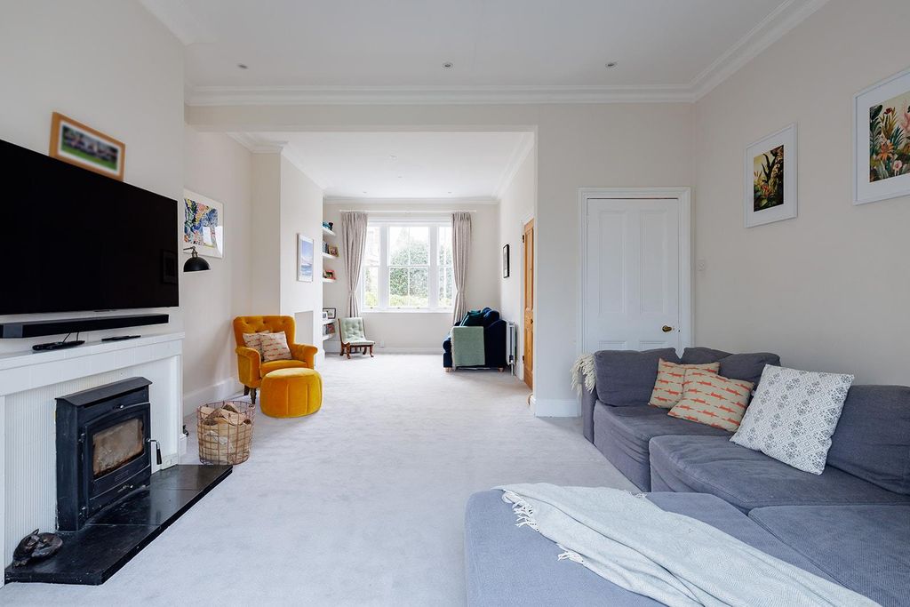 Property photo 3 of 33 1_Churchill_Road-19.Jpg