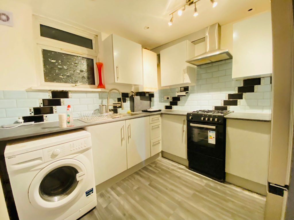 Property photo 2 of 5