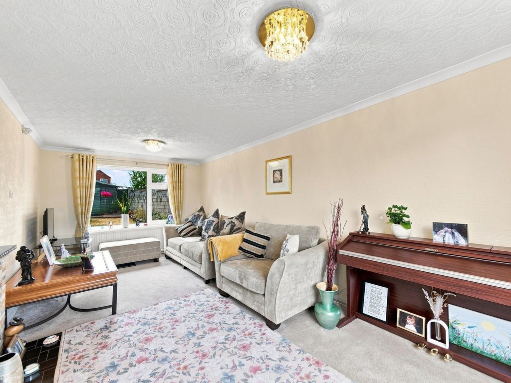 Property photo 2 of 15
