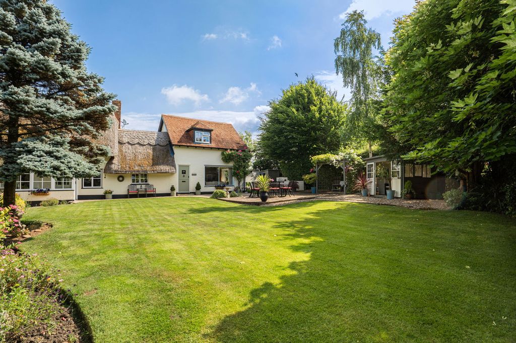 Property photo 3 of 39