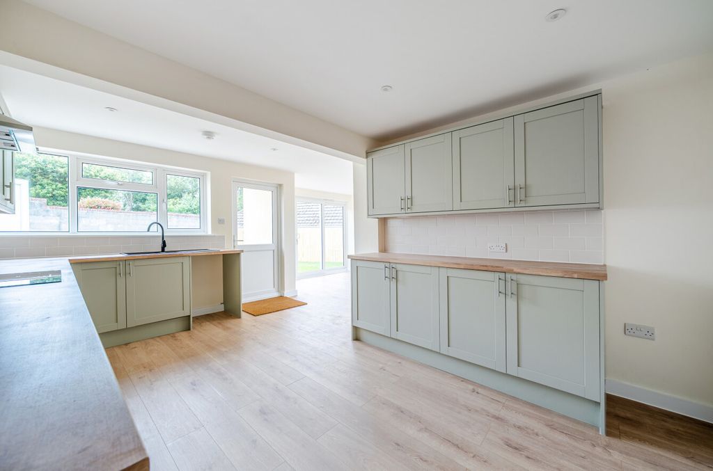 Property photo 2 of 20 2 - 1470615-11-6A3590...