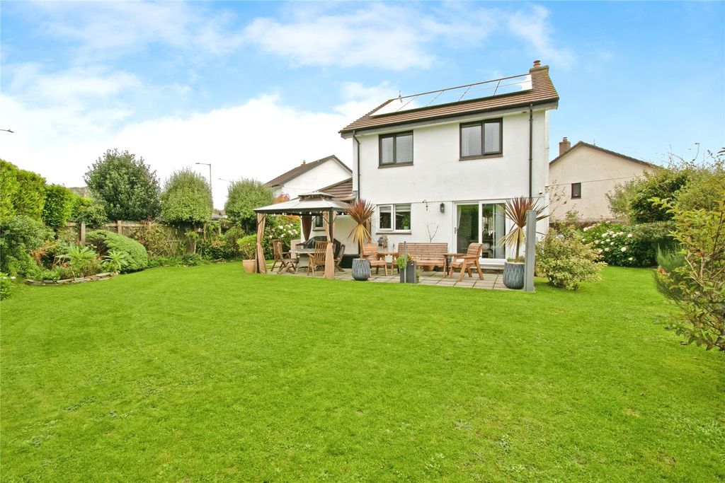 Property photo 2 of 17 Picture No. 51