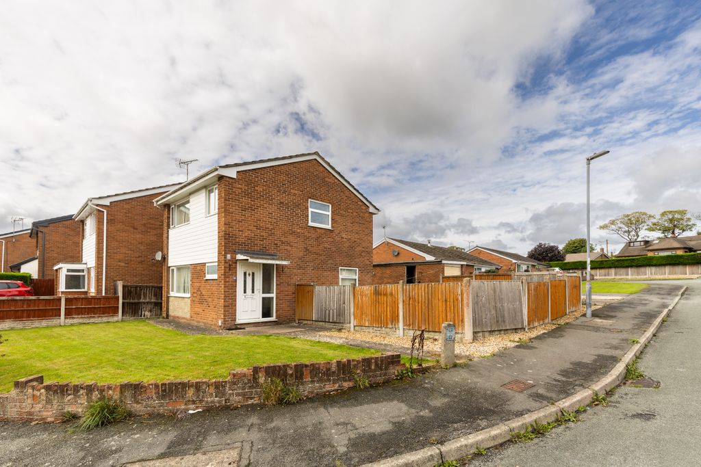 Property photo 1 of 15 1