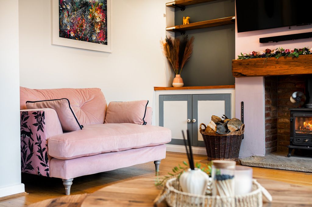 Property photo 2 of 45