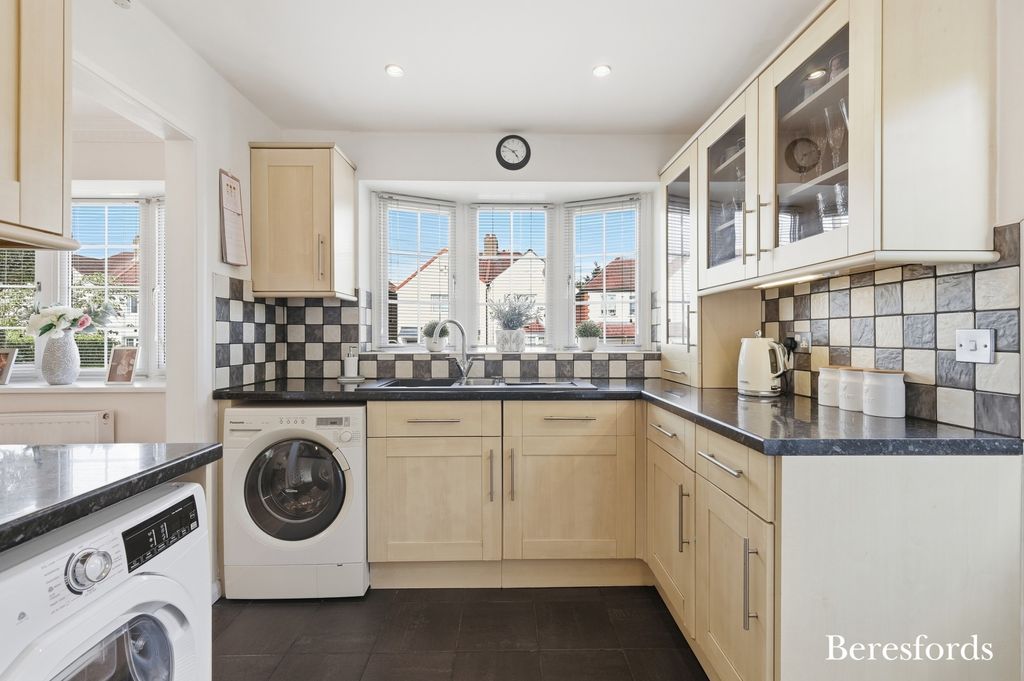 Property photo 3 of 18 Picture No. 09