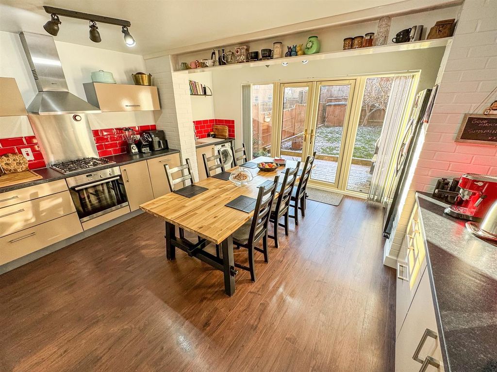 Property photo 2 of 36 Img_0088.Jpg