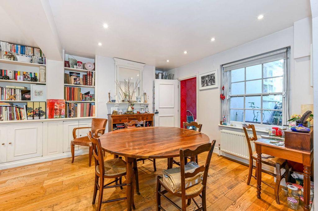 Property photo 3 of 9