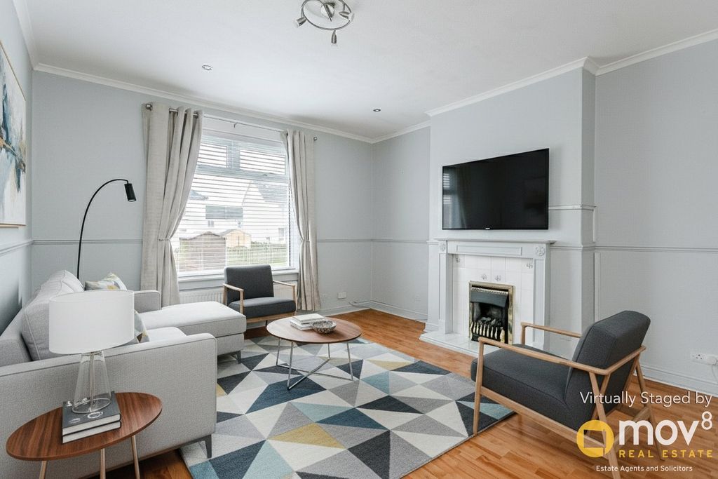 Property photo 2 of 21