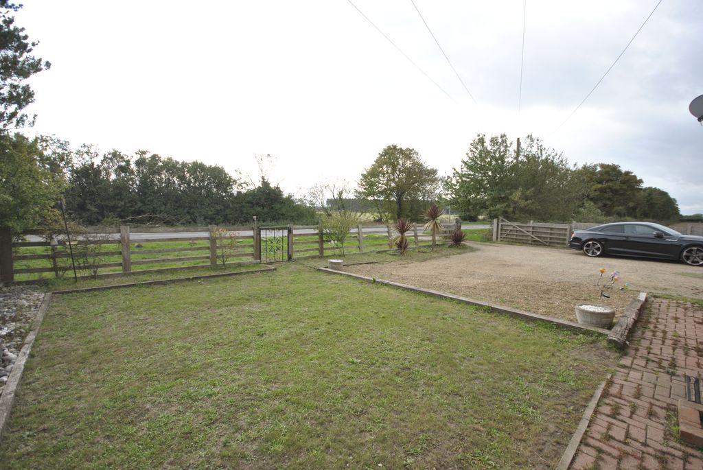 Property photo 3 of 22