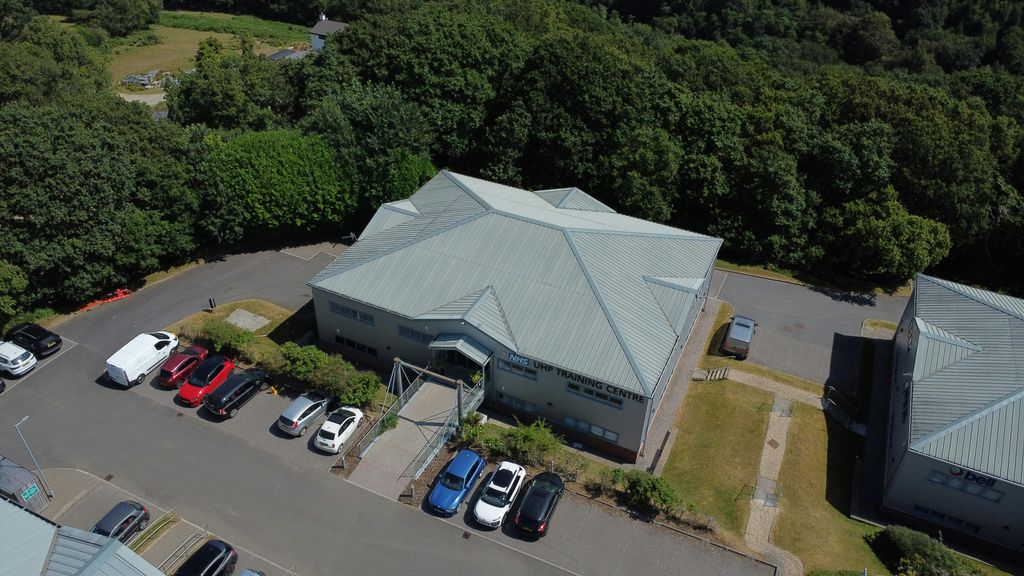 Property photo 1 of 12 Dji_0330.Jpg