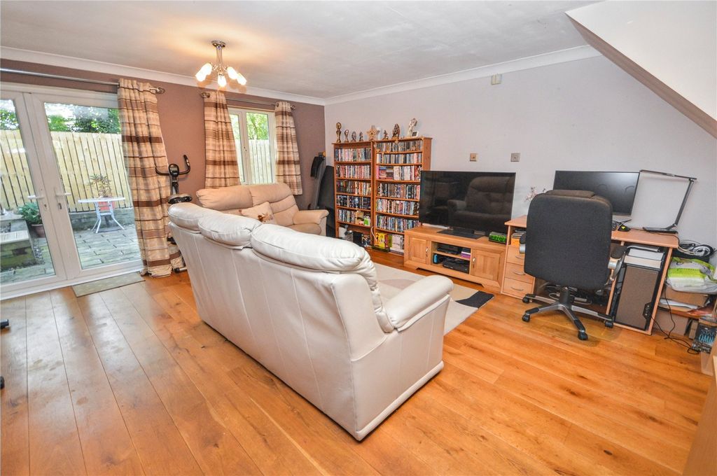 Property photo 3 of 12 Picture No. 07