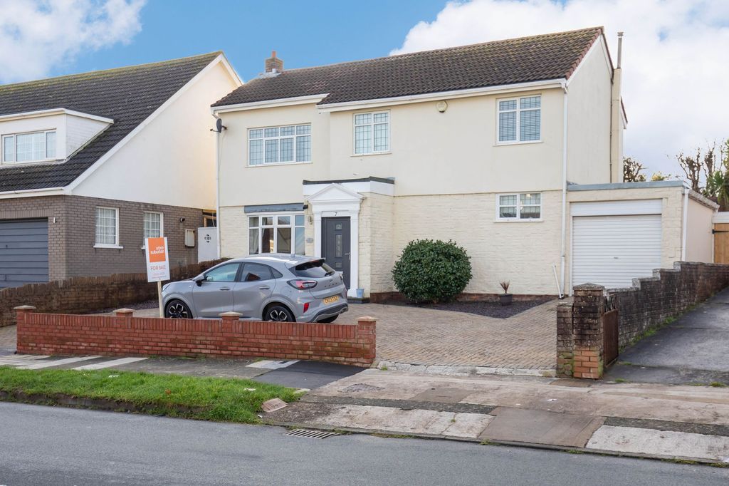 Property photo 1 of 39