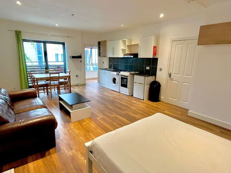 Property photo 3 of 9