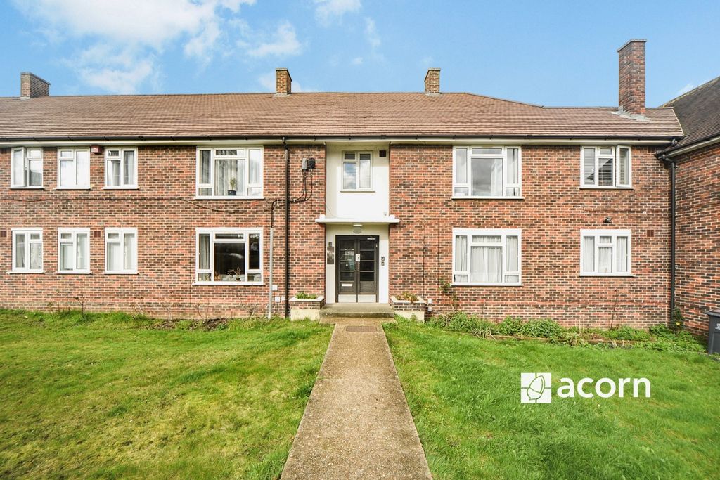 Property photo 1 of 10 External