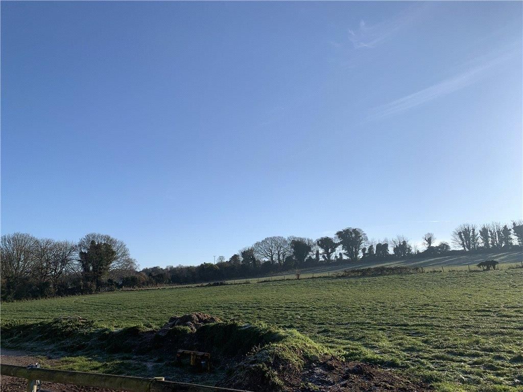 Property photo 2 of 16 Picture No. 10