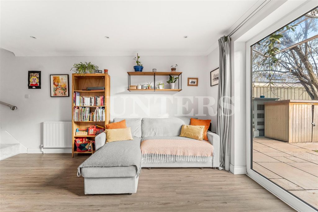 Property photo 3 of 13 Rec2.Jpg