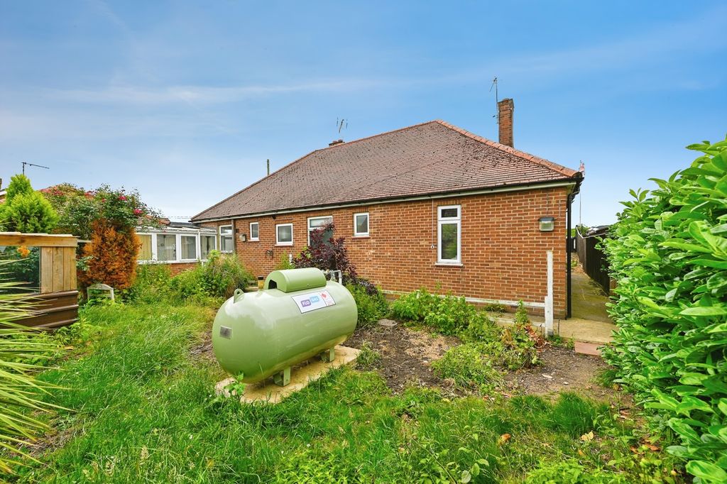 Property photo 2 of 20 Pbox-Img.Jpg