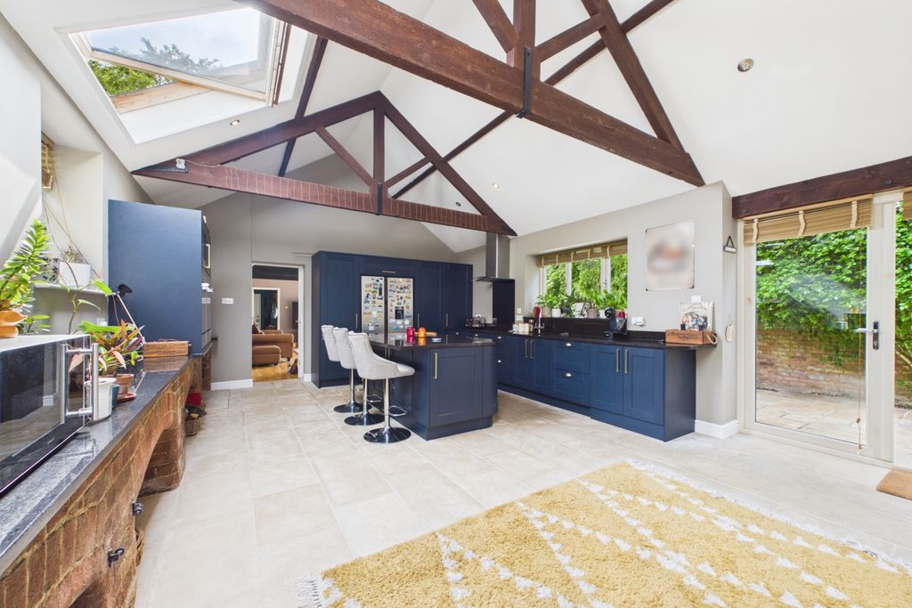 Property photo 2 of 41 Ewemove - Spalding -  Beeches - Open Plan Kitchen