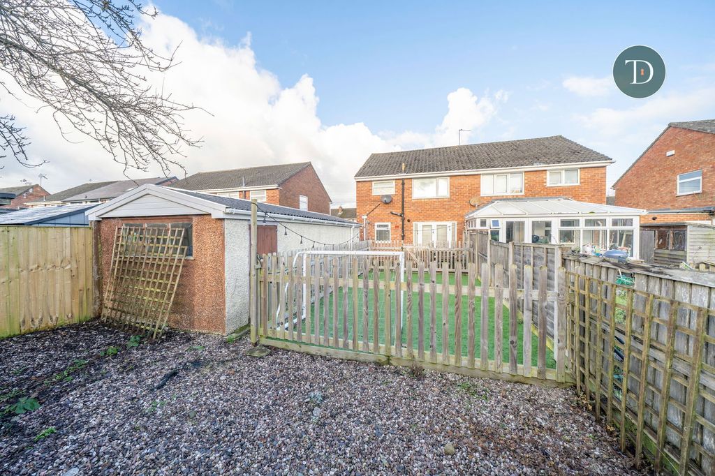 Property photo 3 of 26