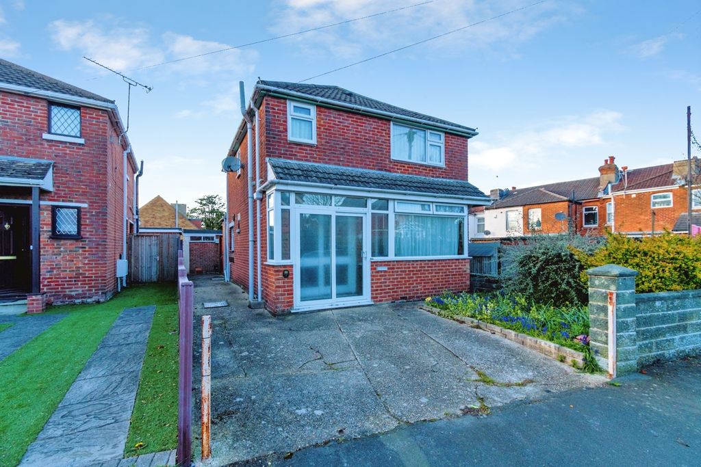 Property photo 1 of 18 Pbox-Img.Jpg