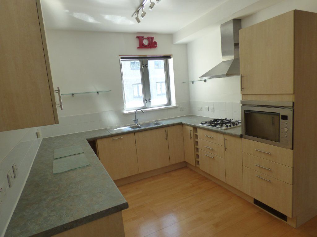 Property photo 3 of 12