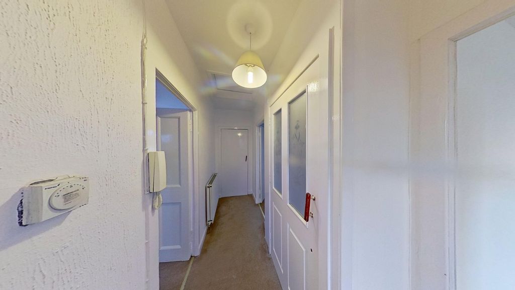 Property photo 2 of 11 Photo 2
