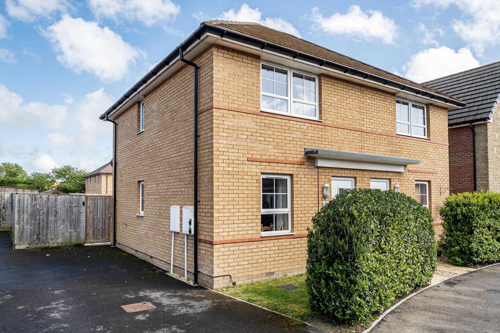 Property photo 2 of 12 1440858-3-69Dfad3634488