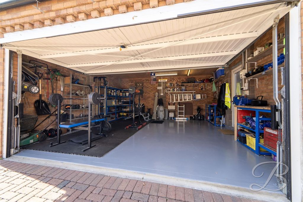 Property photo 2 of 37 Ccltd-74.Jpg