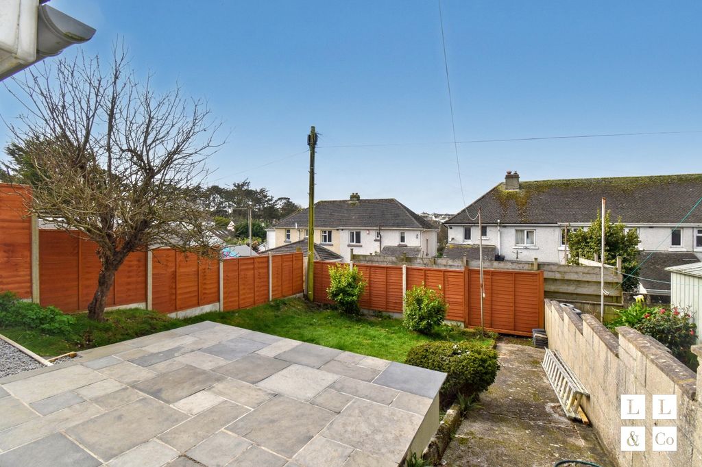 Property photo 3 of 18