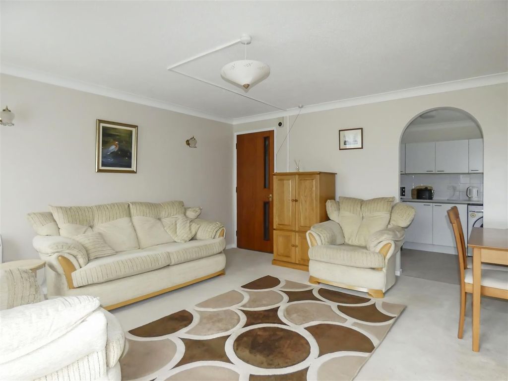 Property photo 3 of 8 Living Room