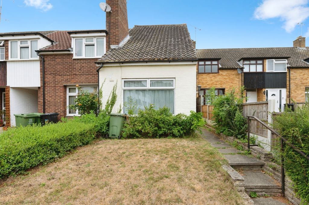 Property photo 1 of 17 Front