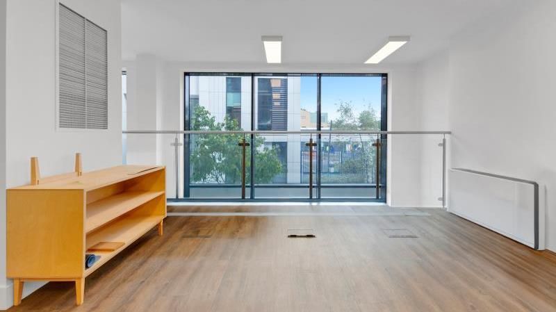 Property photo 3 of 8