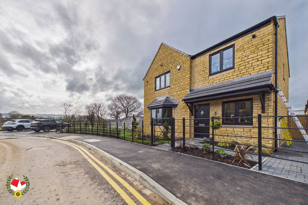 Property photo 1 of 47