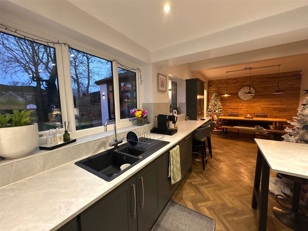 Property photo 3 of 17 Picture No. 04