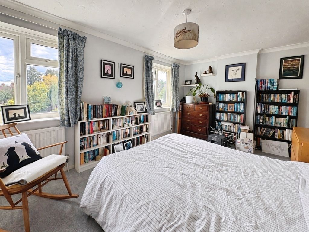 Property photo 2 of 11 Pbox-Img.Png