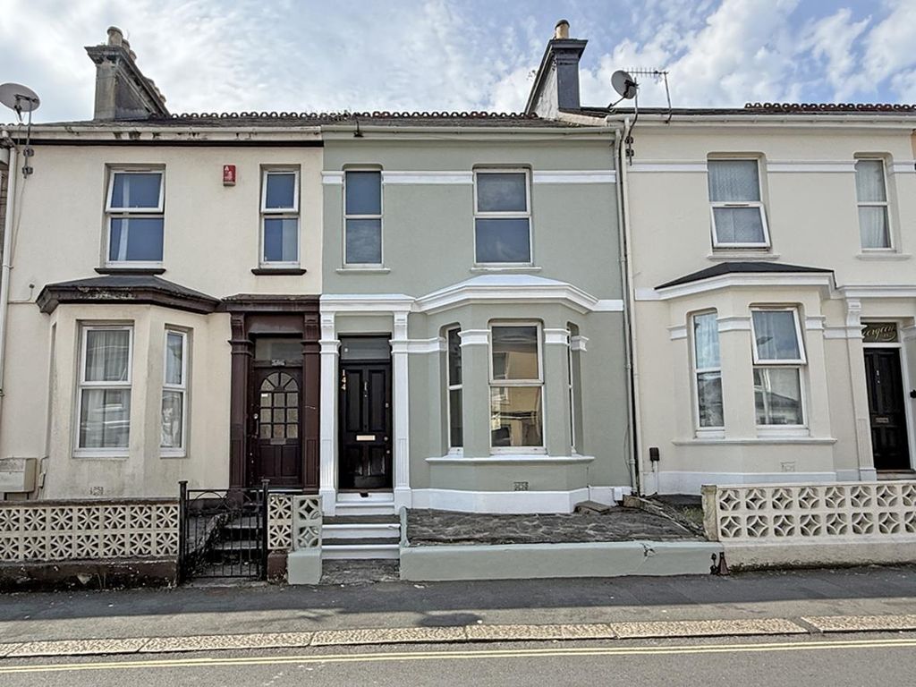 Property photo 1 of 11 Grenville Road 144 - Front.Jpg