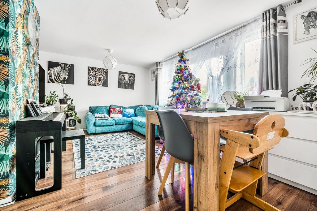 Property photo 2 of 15 Living Room/Dining Room